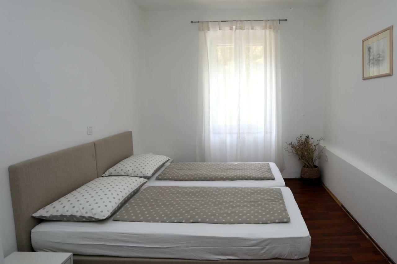 Apartman Cinkopan Pula Ngoại thất bức ảnh